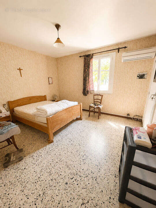 Rochefort du Gard, maison 89m², terrain 1600 m2 - photo 7