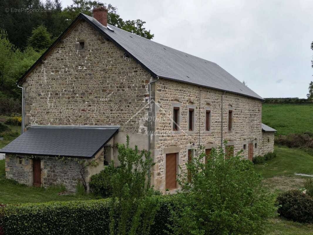 Maison à GOUTTIERES