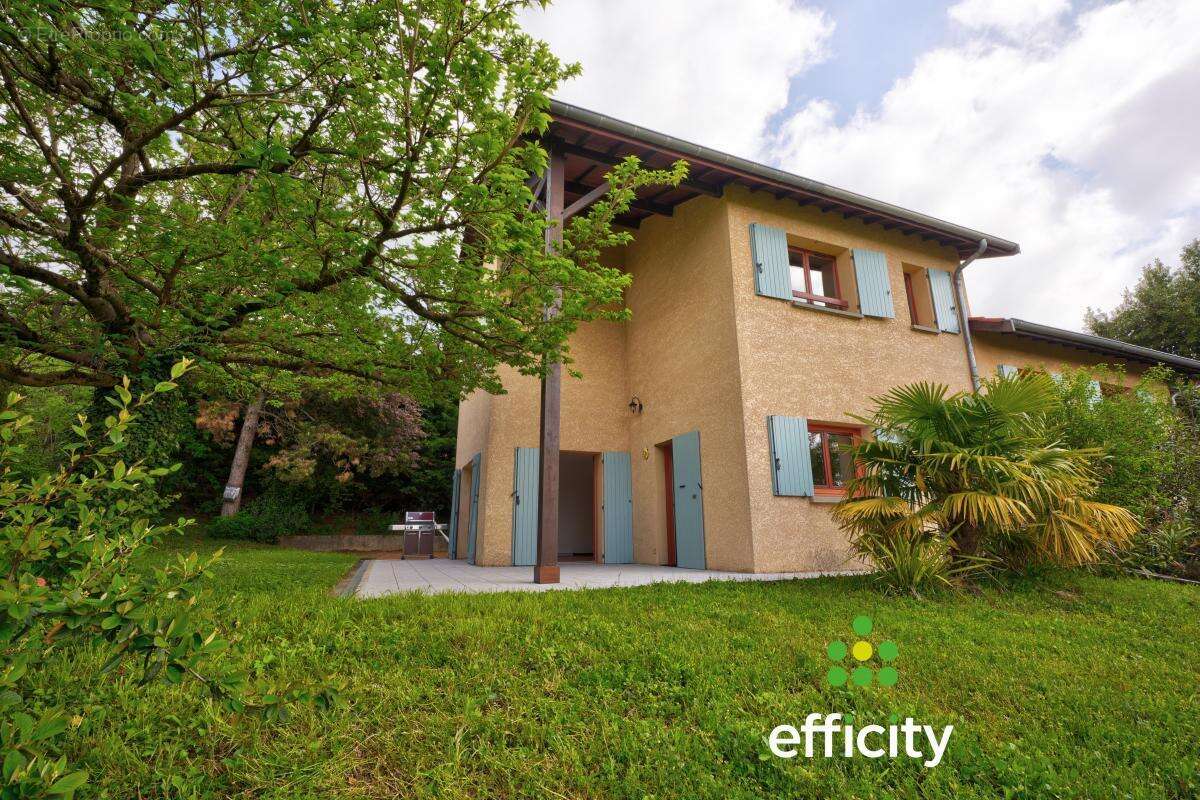 Maison à SAINTE-FOY-LES-LYON