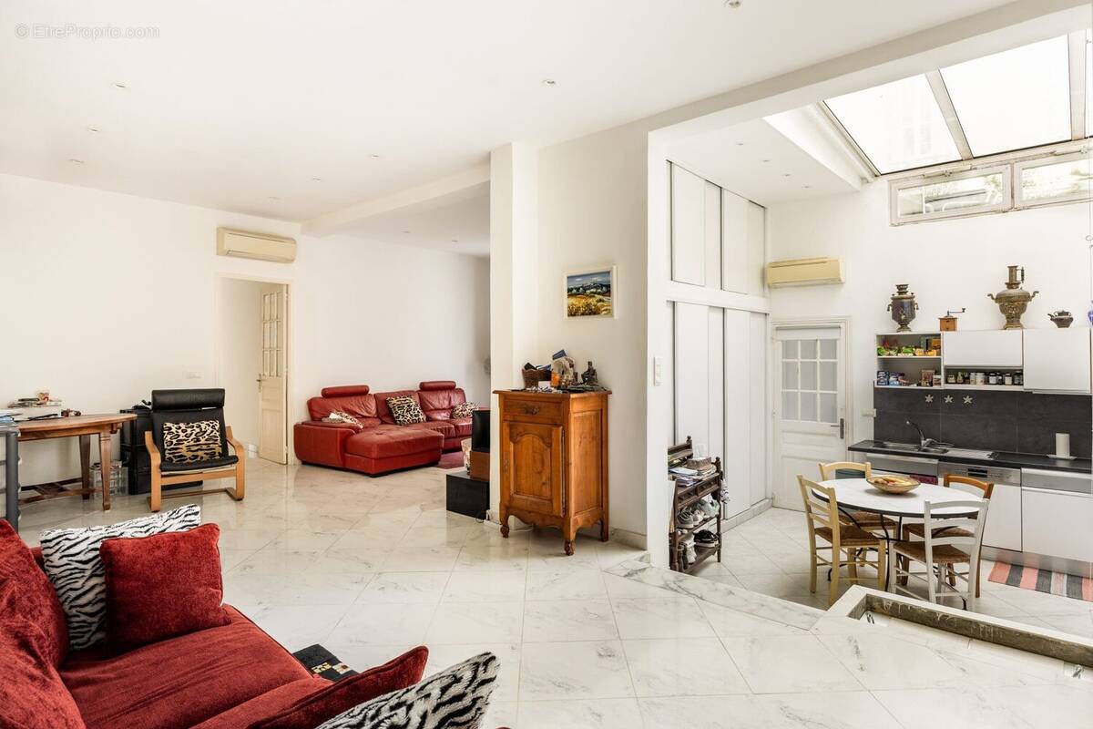 Appartement à BEAUSOLEIL