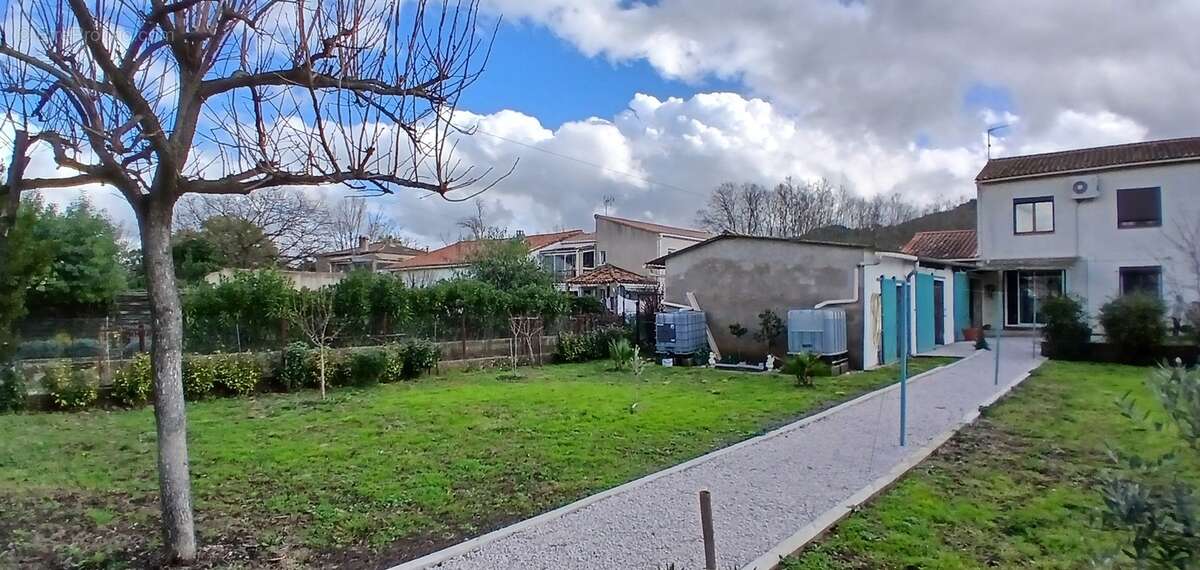 Maison à CESSENON-SUR-ORB