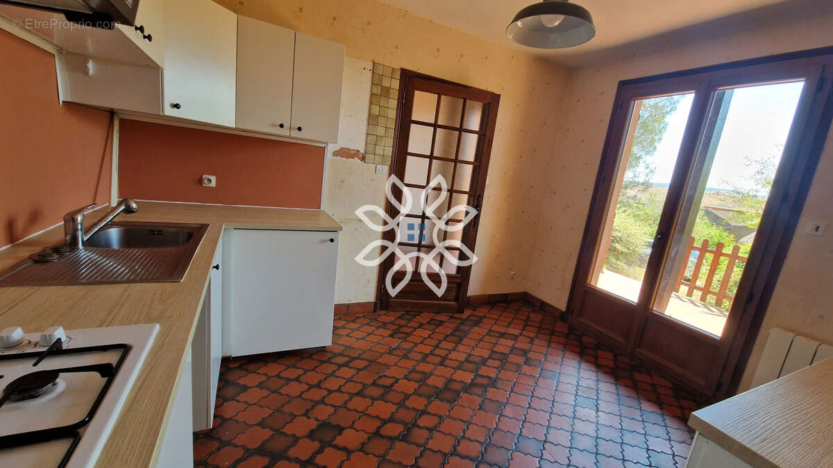 À découvrir sans tarder ! Maison avec grand terrain clos à Vergongheon - photo 6