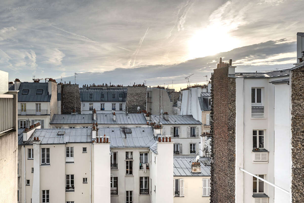 Appartement à PARIS-17E