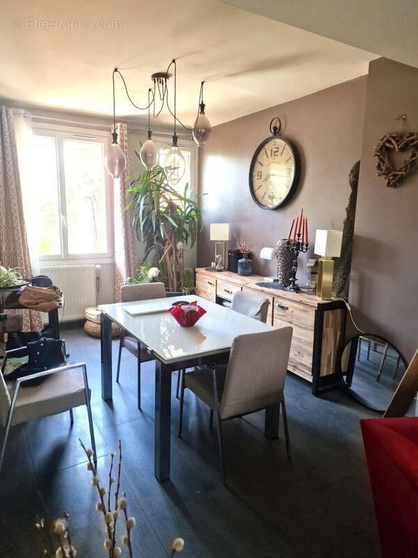 Appartement à VITRY-SUR-SEINE