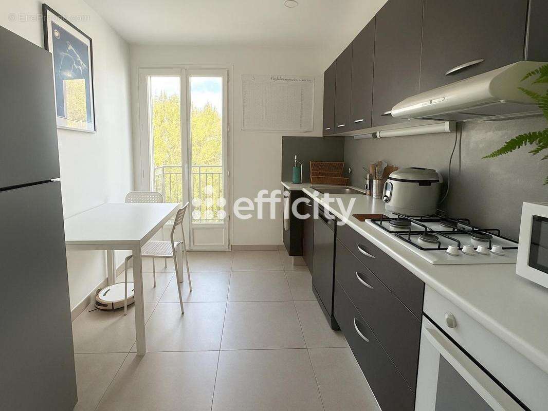 Appartement à CASTELNAU-LE-LEZ