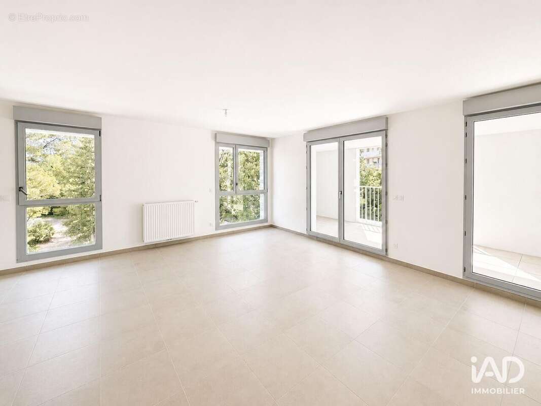 Photo 2 - Appartement à MARSEILLE-10E