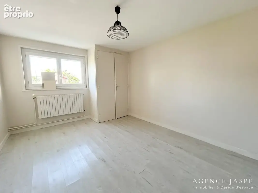 Maison 7 pièces 189 m² à vendre à Saint-Just-Saint-Rambert (42170) - photo 9