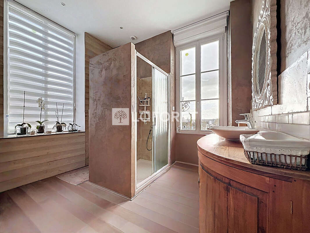 Maison de maitre 5 chambres - photo 9