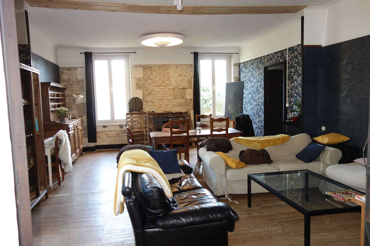 Maison à SAINT-AUBIN-DE-BLAYE