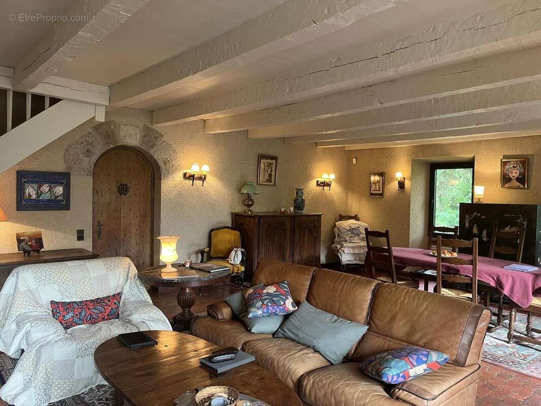 Pièce à vivre - Maison à FIGEAC