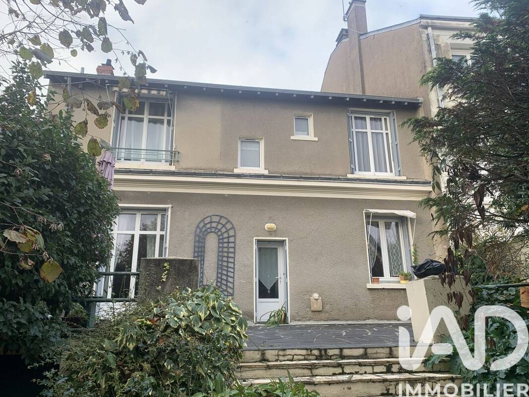 Photo 1 - Maison à CHATEAUROUX