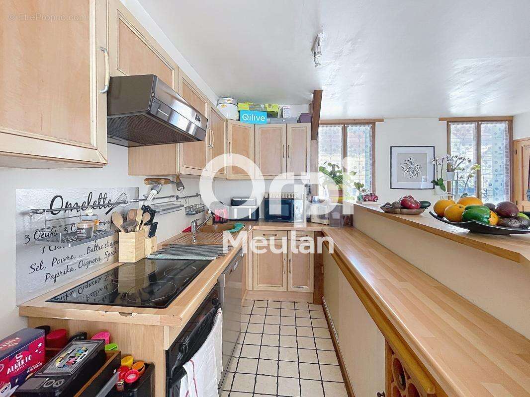 Appartement à BRUEIL-EN-VEXIN
