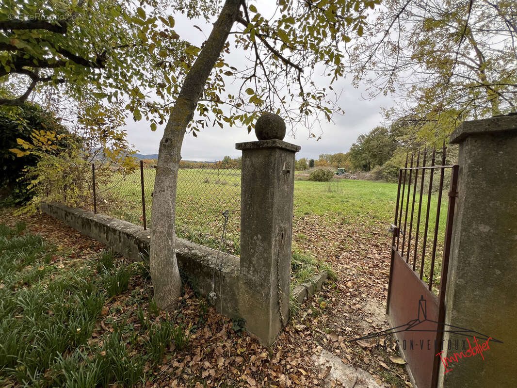 Maison à VAISON-LA-ROMAINE