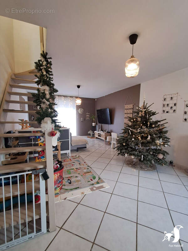 Maison à HARGICOURT