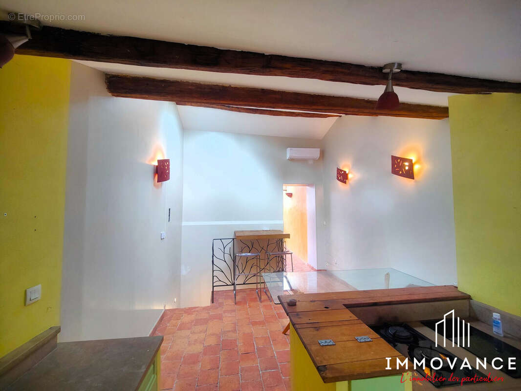 Maison à VIOLS-LE-FORT