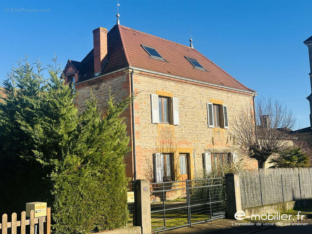 Maison 109 m² à Melay  - photo 2