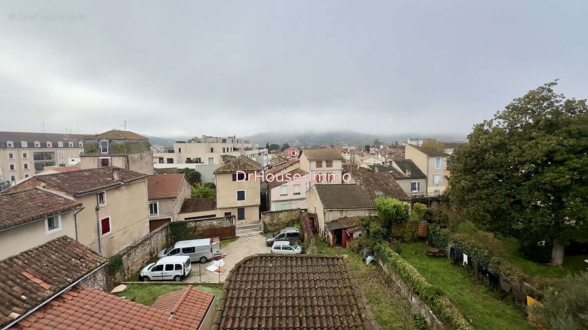 Appartement 74 m² à Cahors  - photo 10
