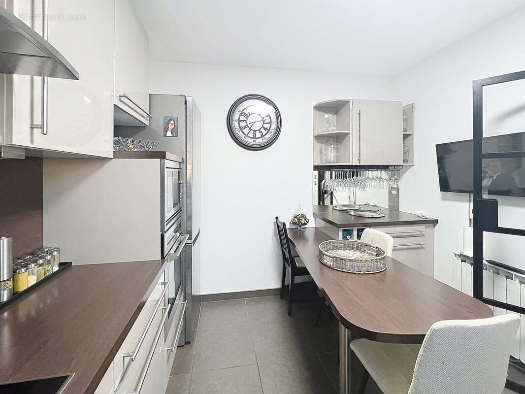 Maison à PARAY-VIEILLE-POSTE