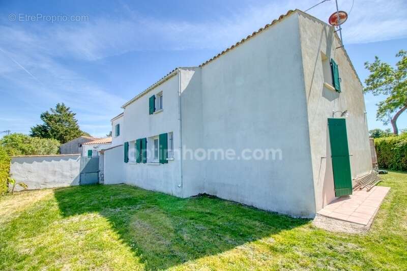 Maison familiale avec studios et garages – 180 m² habitables – Terrain de 1300 m² – Saint-Pierre d’Oléron - photo 7
