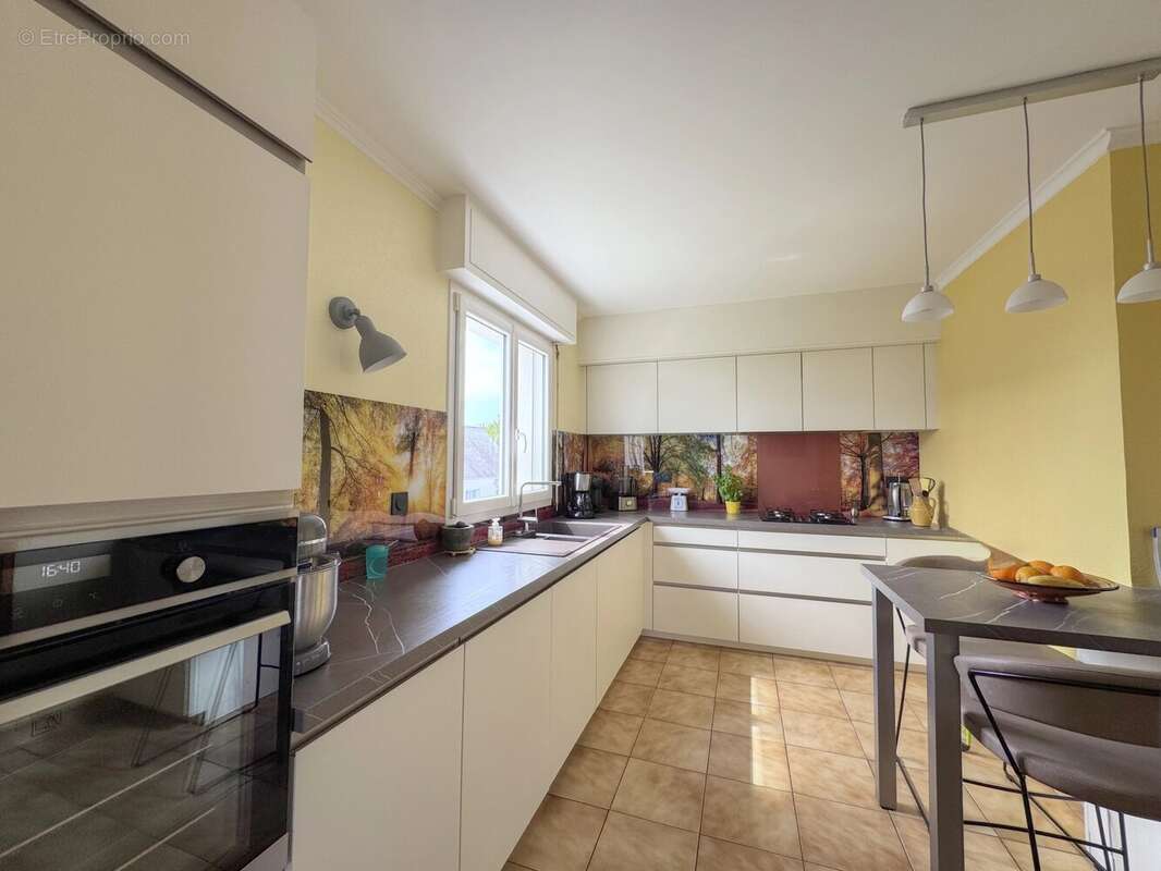 À deux pas de la côte sauvage – maison familiale avec sous-sol complet et jardin clos - photo 6