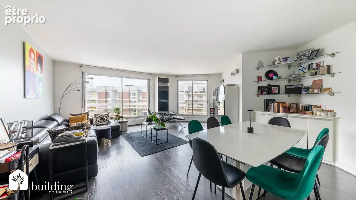 Levallois-Perret - Proche Paris - Appartement 4 pièces de 100 m² - photo 2