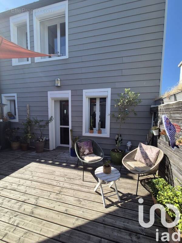 Photo 1 - Maison à SAINT-JULIEN-DES-LANDES