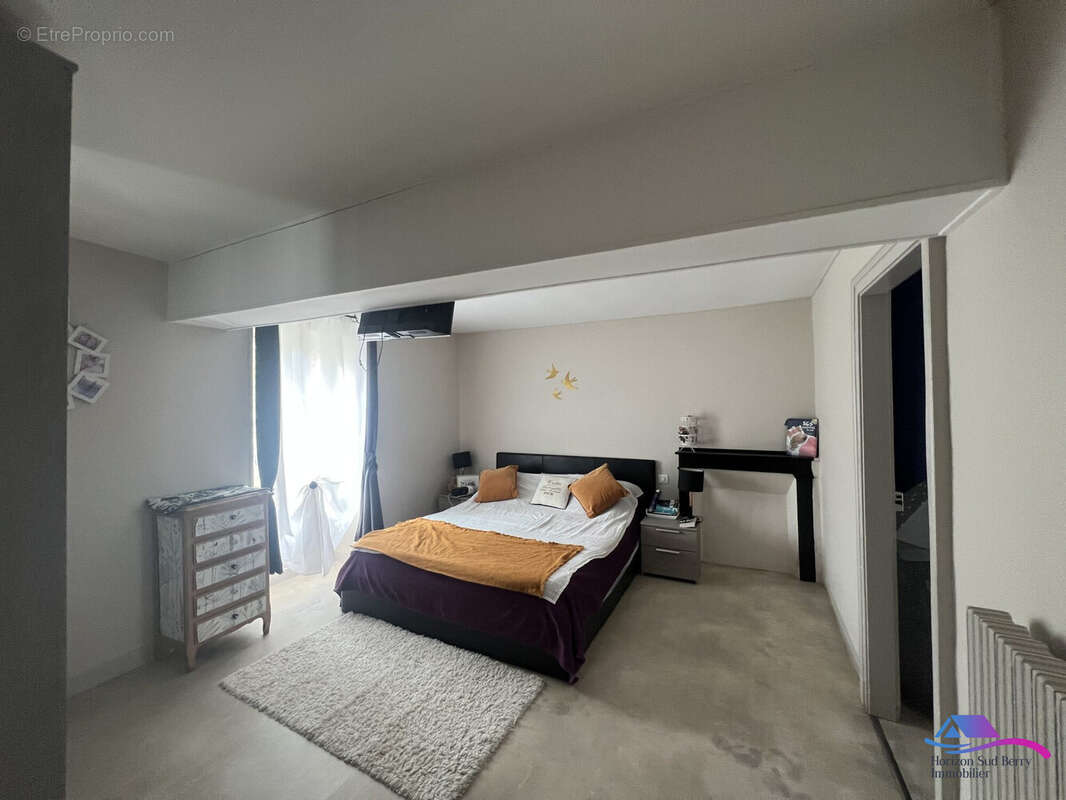 CHAMBRE 1 - Maison à NERET