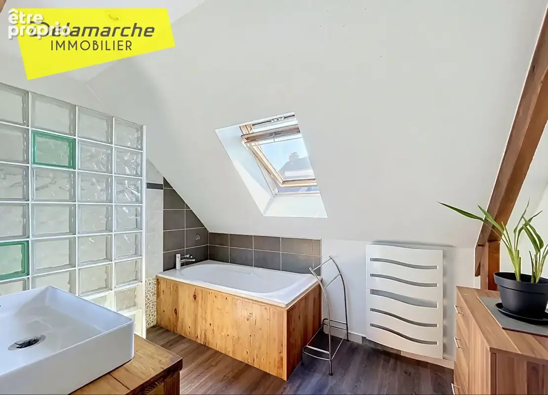A vendre maison Cérences 6 pièces - 4 chambres de 98m² - photo 9