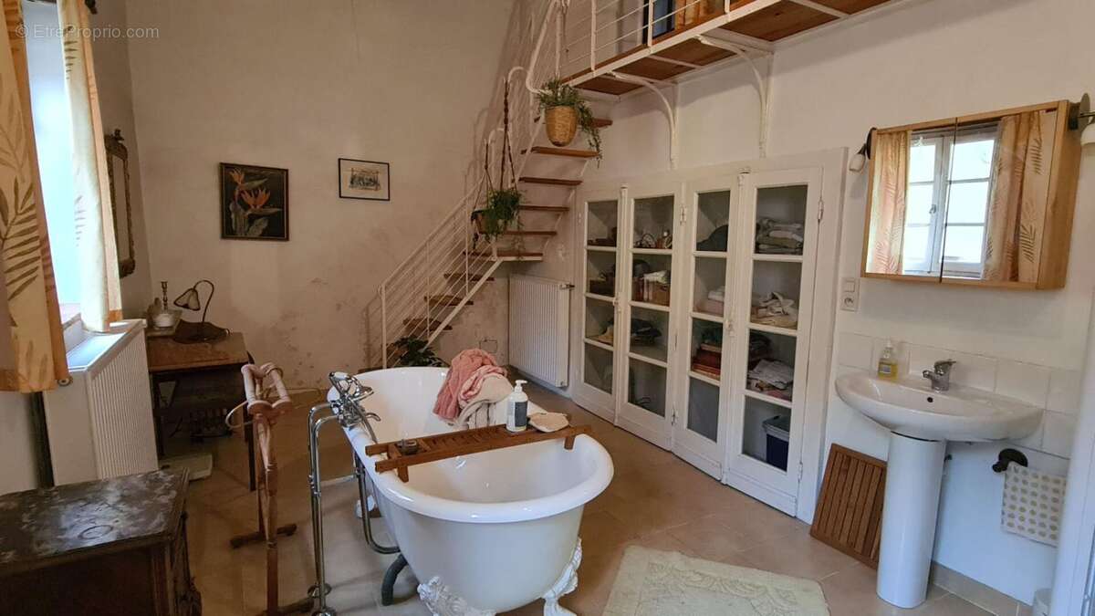 Maison à BASSOUES