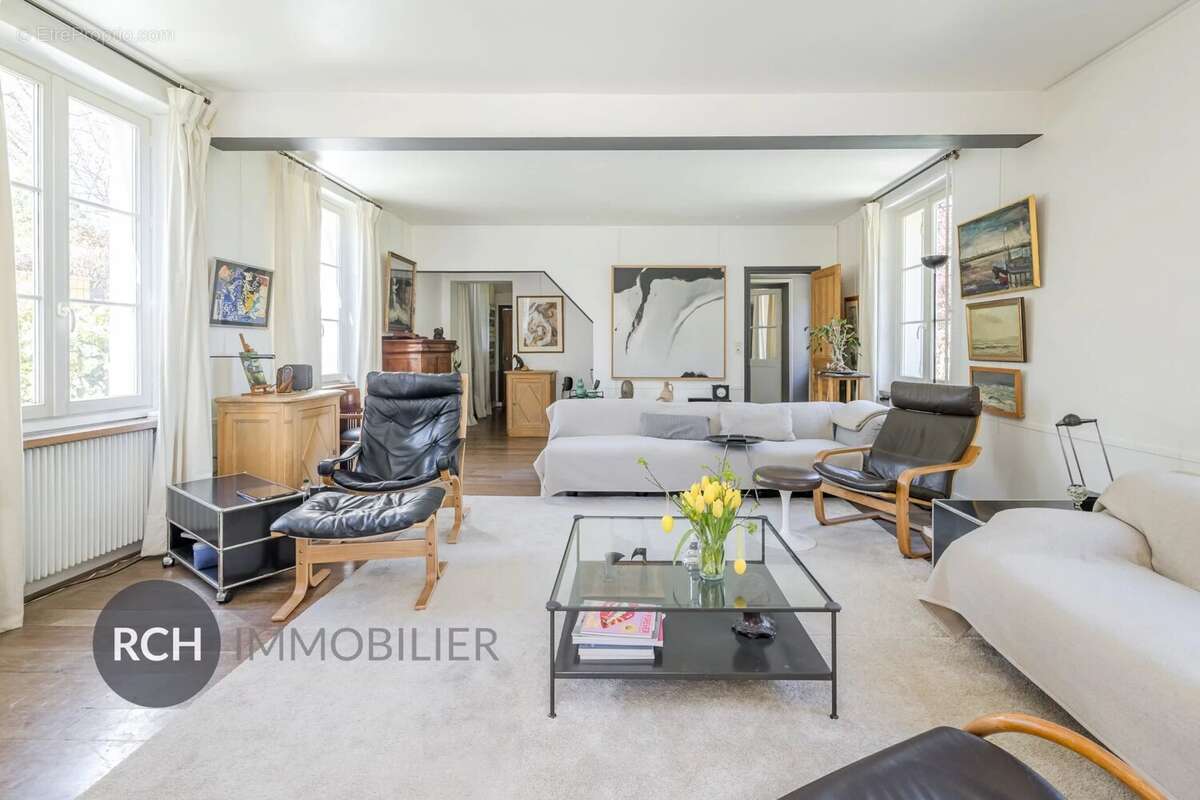 Maison à MONTFORT-L'AMAURY