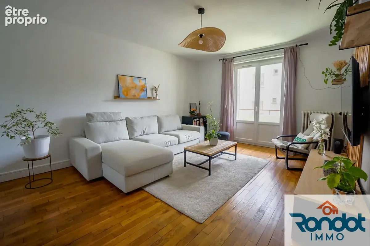 Appartement 3 pieces / 2 chambres / 67.60 m2 carrez / cave - photo 3