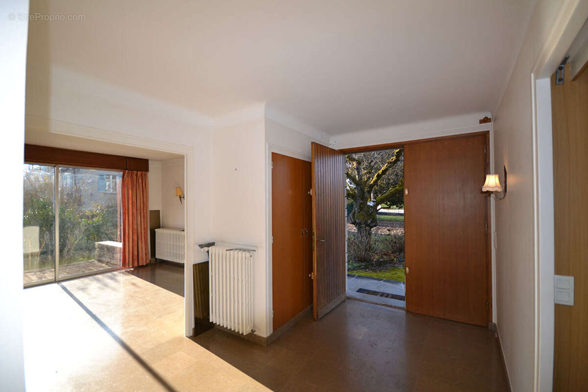 Maison à SAINT-JORIOZ