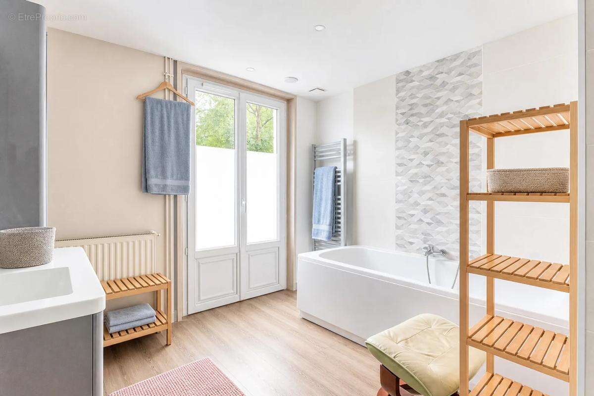 Maison de 7 pièces de 153 m2 en vente à Lille - photo 13