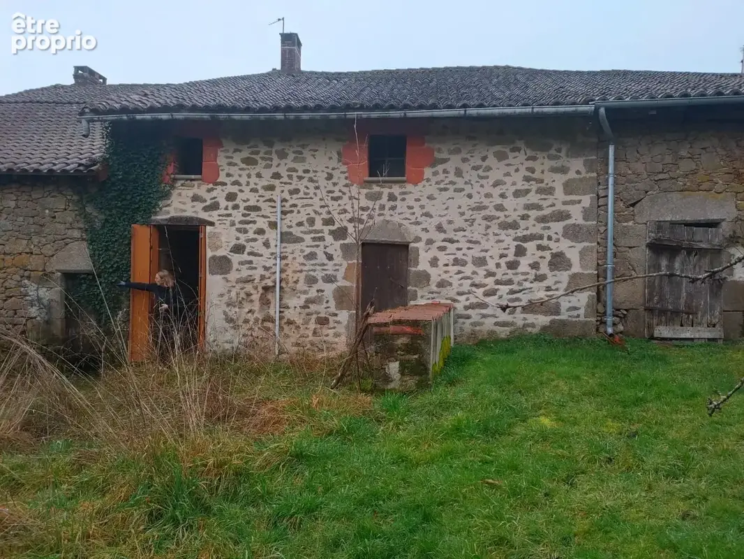 Maison 3 pièces 1 015 m² à vendre à Saint-Cyr (87310) - photo 2