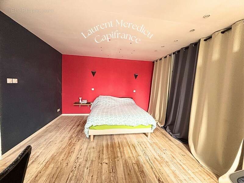 Maison de 140 m² avec grand chai et terrain de 1 400 m² – Pleine Selve - photo 5