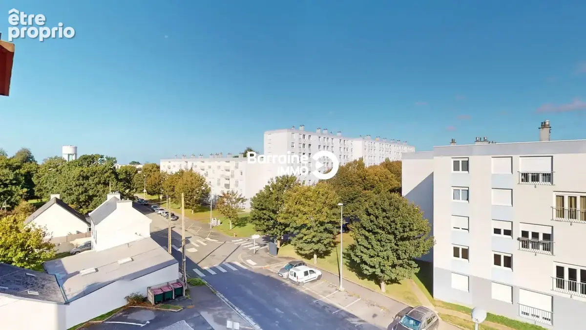 BARRAINE IMMO A VENDRE : Appartement T2 - Saint-Pierre - Dernier étage avec balcon et parking - photo 15