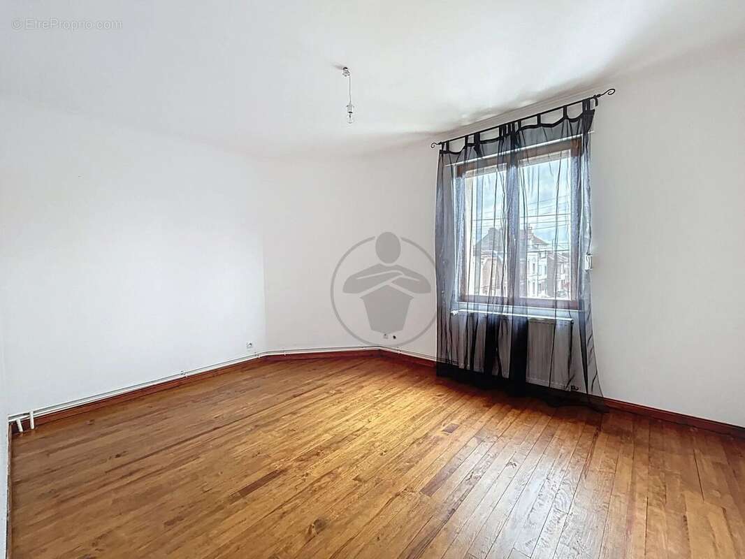 Maison à SAINT-QUENTIN