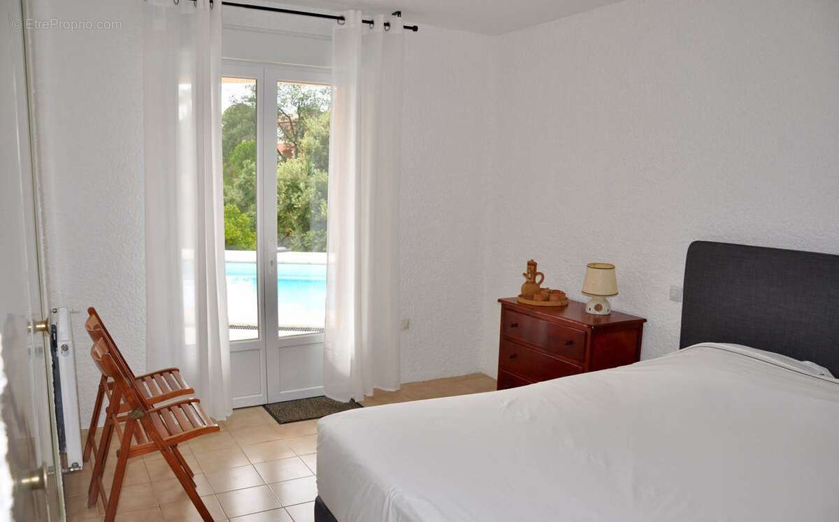 Maison à LA LONDE-LES-MAURES