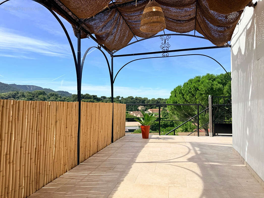 Appartement proche Vaison la Romaine - 3 pièces - 67m² - photo 2