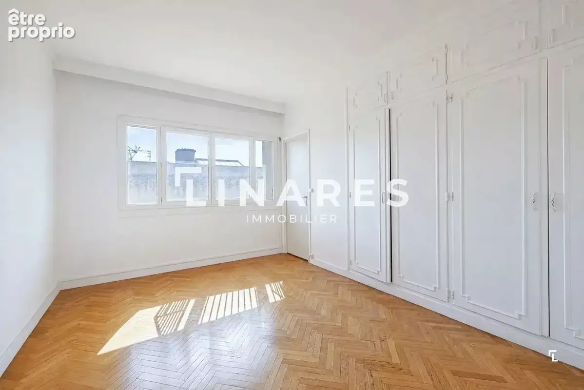 LE TRIVERSANT - Appartement T5 de 163m2 + 2 extérieurs + 3 expos - cave - 13008 Perier - photo 16