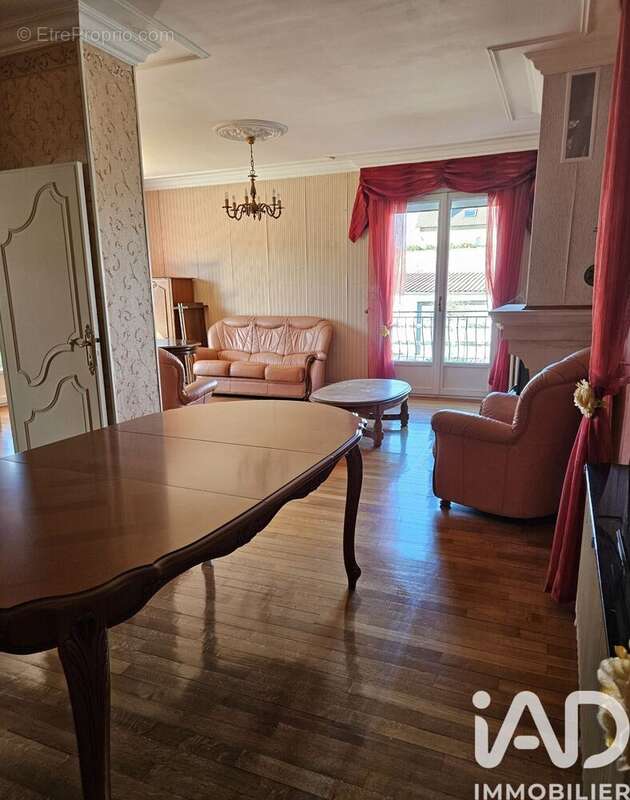 Photo 8 - Maison à VILLENEUVE-SUR-YONNE