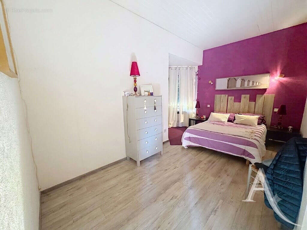 Maison d'architecte Saint Hilaire 5 pièce(s) 170 m2 avec garage et piscine - photo 13