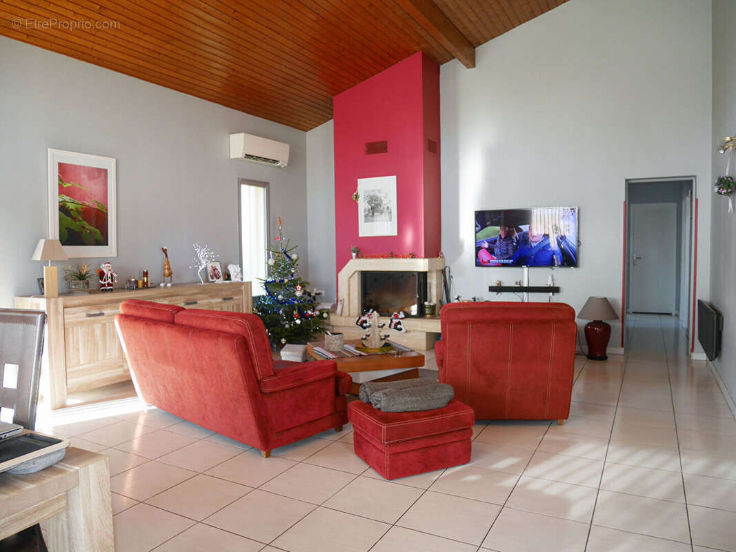 CANEJAN maison  5 pièces à vendre 136m2 ref 2228 - photo 5