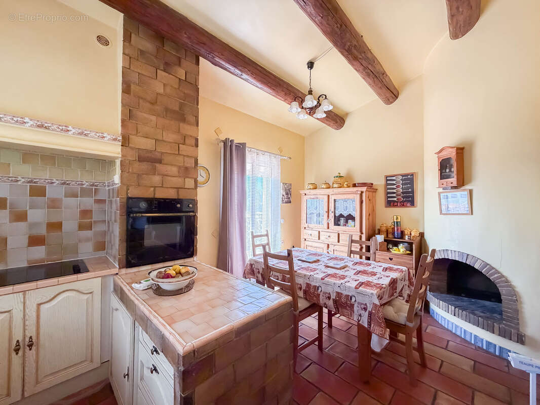Maison à SAUSSET-LES-PINS