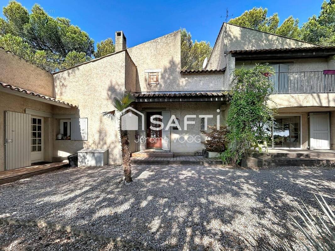 Photo 1 - Maison à PIERREVERT