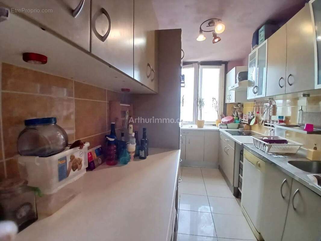 Appartement à VILLENEUVE-SAINT-GEORGES