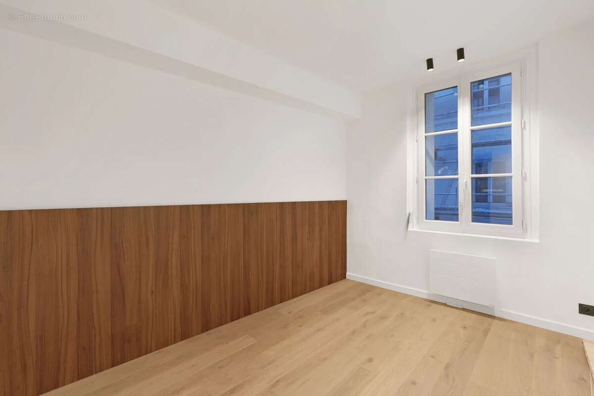 Appartement à PARIS-3E