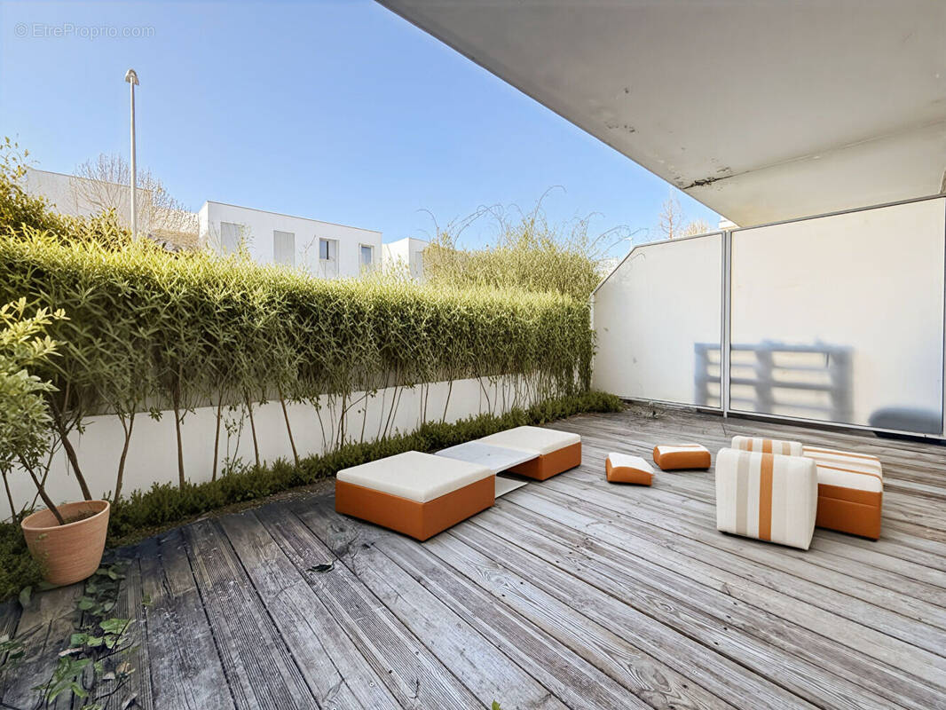 Appartement à VILLENAVE-D'ORNON