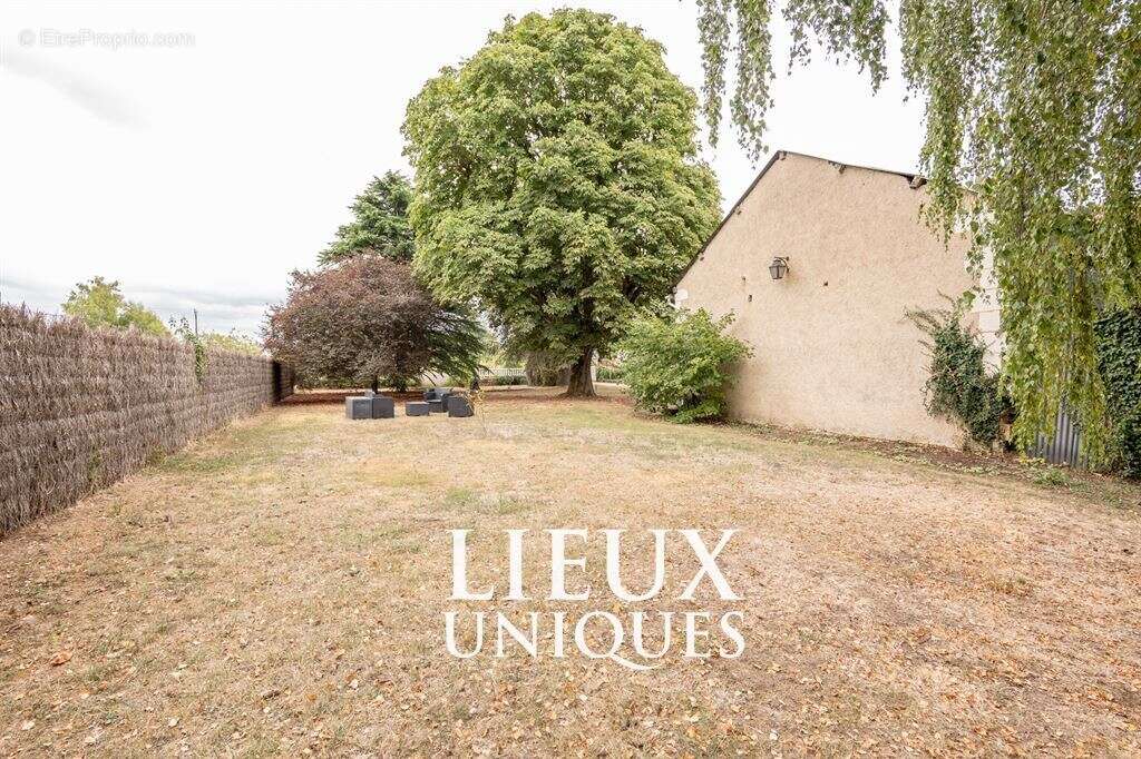 Maison à CHISSAY-EN-TOURAINE