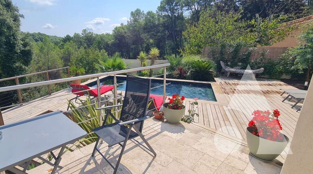 Maison à TRANS-EN-PROVENCE